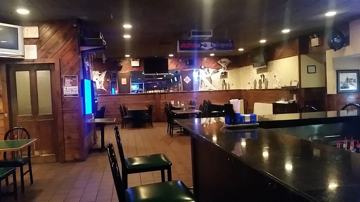 Sam's Bar & Grille